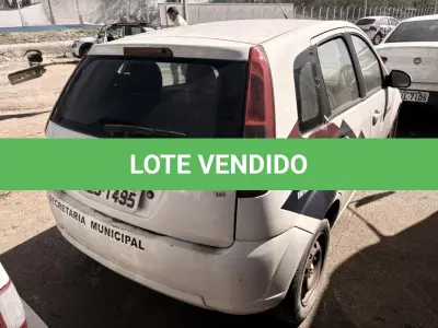 LOTE 016 - Automóvel