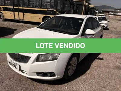 LOTE 017 - Automóvel