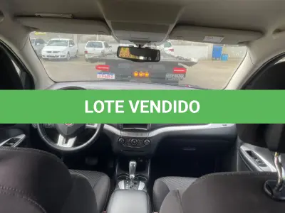 LOTE 004 - Automóvel