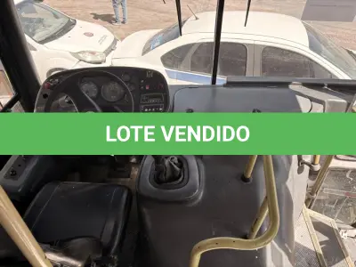 LOTE 024 - Ônibus