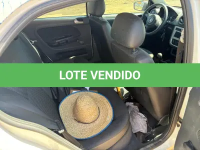 LOTE 018 - Automóvel