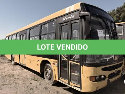 LOTE 024 - Ônibus