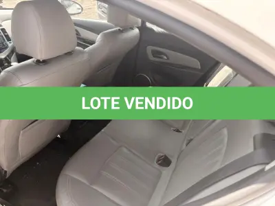 LOTE 017 - Automóvel