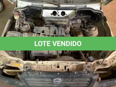 LOTE 003 - Automóvel