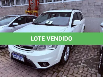 LOTE 005 - Automóvel