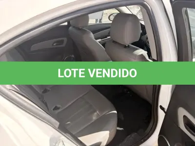 LOTE 017 - Automóvel