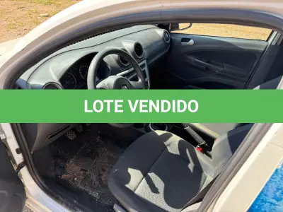 LOTE 018 - Automóvel