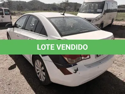 LOTE 017 - Automóvel