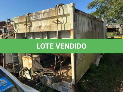 LOTE 027 - Compactador de Lixo