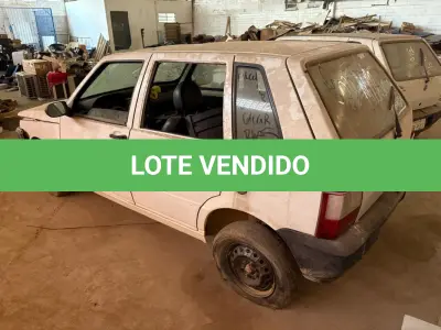 LOTE 003 - Automóvel