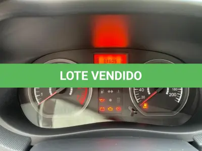 LOTE 008 - Automóvel