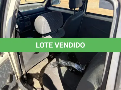 LOTE 021 - Automóvel