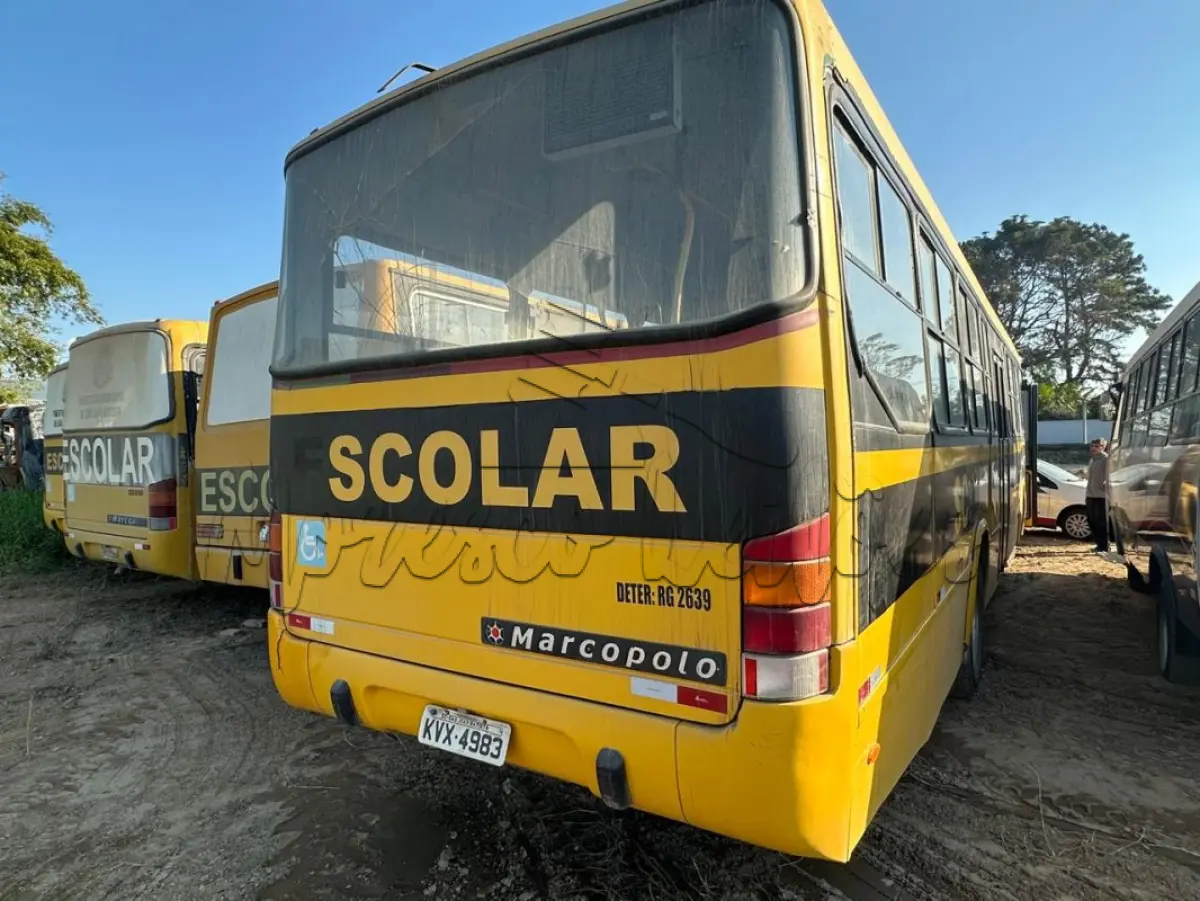 LOTE 024 - Ônibus