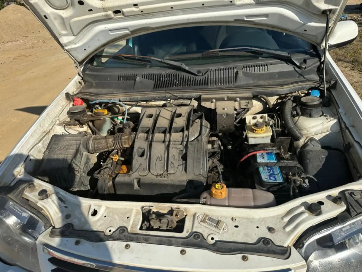 LOTE 010 - Automóvel