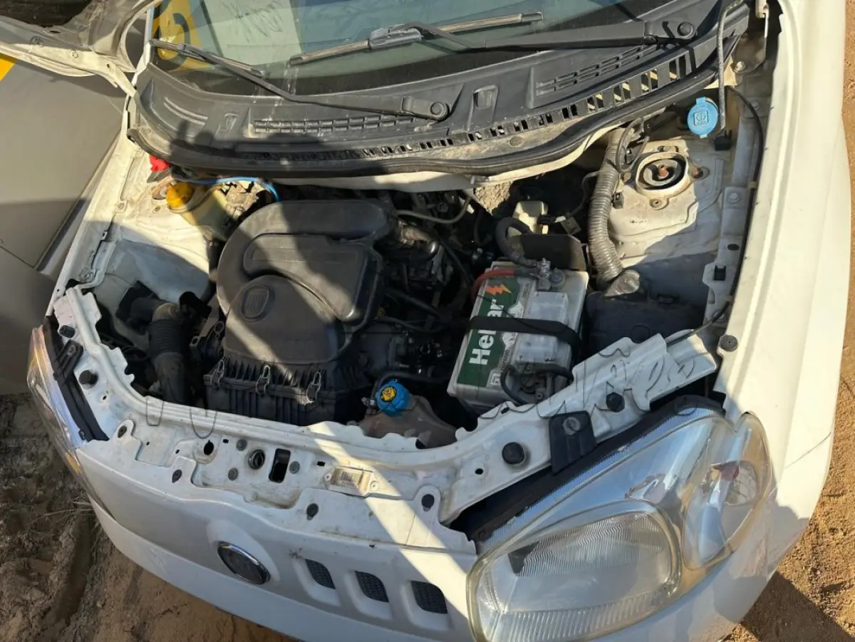 LOTE 022 - Automóvel