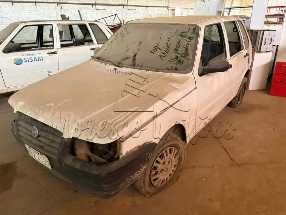 LOTE 003 - Automóvel