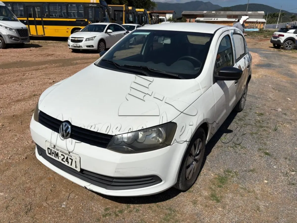 LOTE 018 - Automóvel