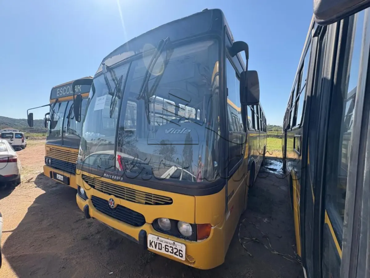 LOTE 025 - Ônibus