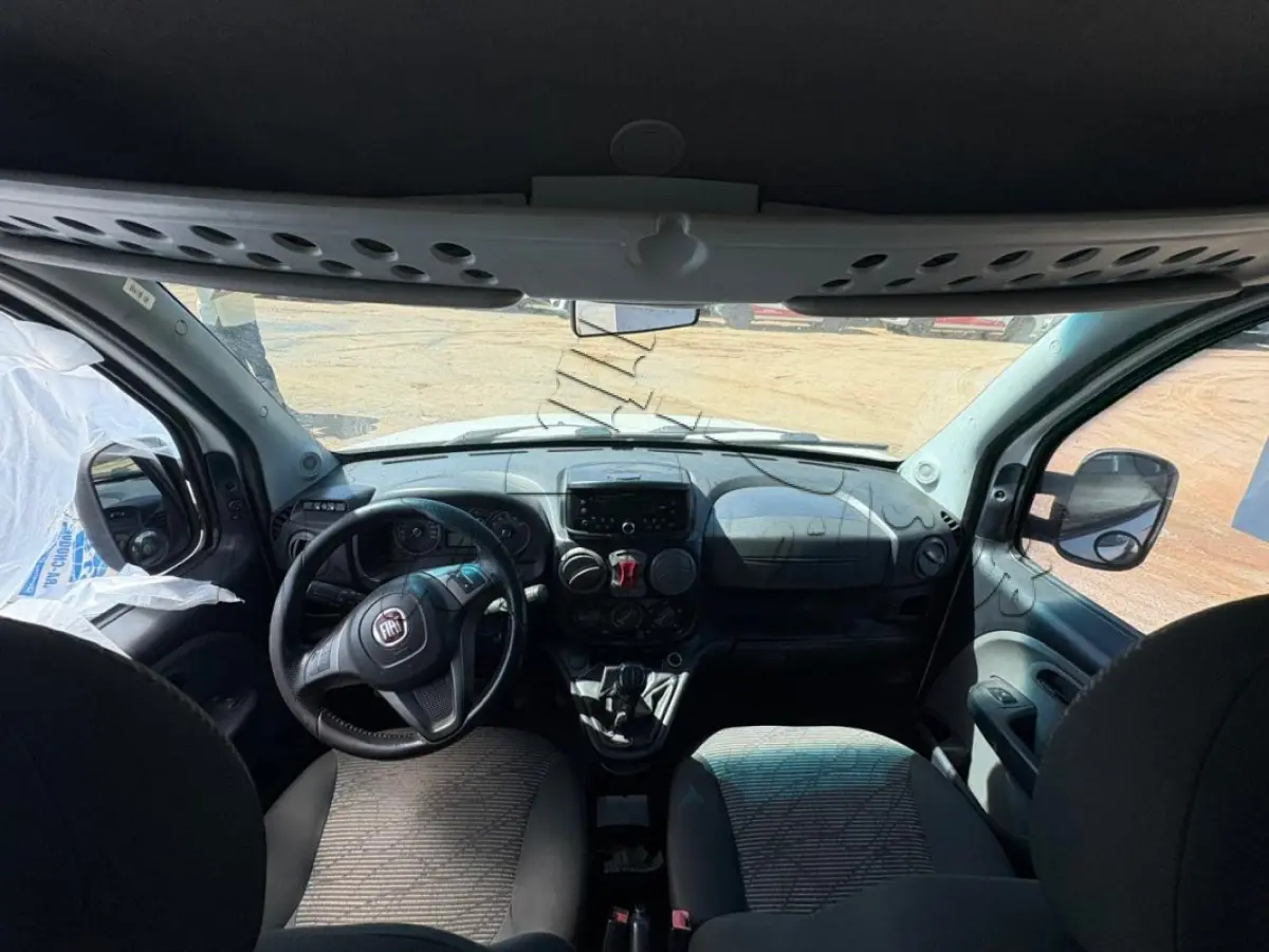 LOTE 011 - Automóvel