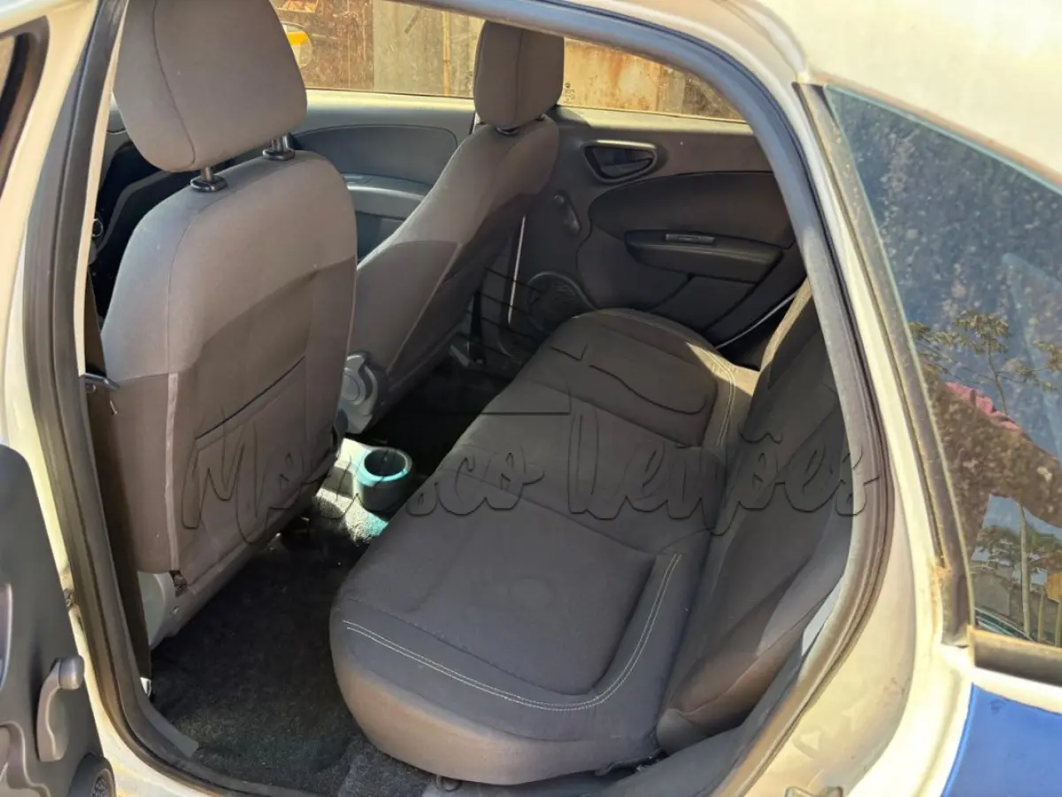 LOTE 014 - Automóvel