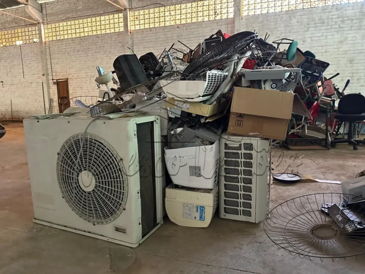 LOTE 033 - Condicionadores de AR