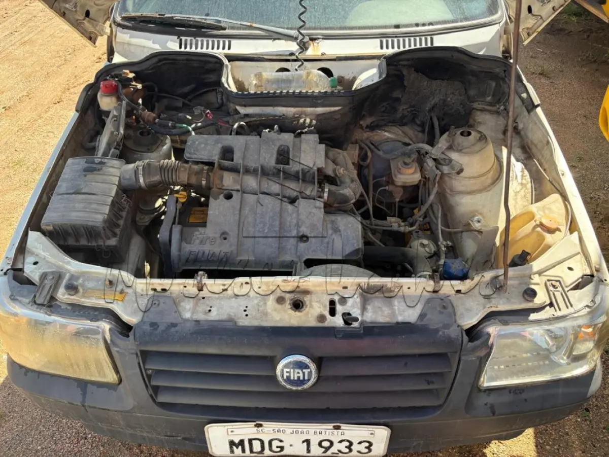 LOTE 021 - Automóvel