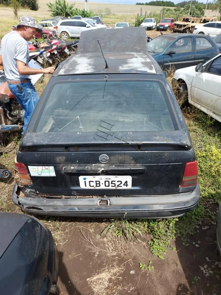 LOTE 0379