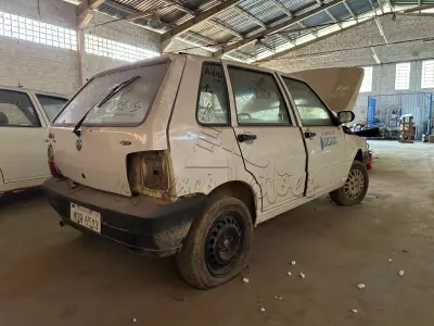 LOTE 002 - Automóvel