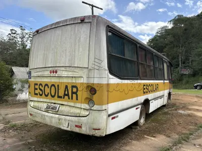 LOTE 008 - Ônibus