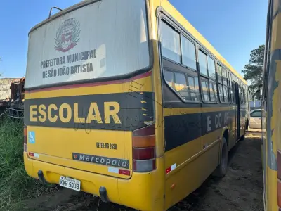 LOTE 023 - Ônibus