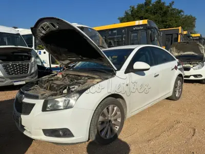 LOTE 017 - Automóvel
