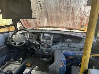 LOTE 010 - Micro Ônibus