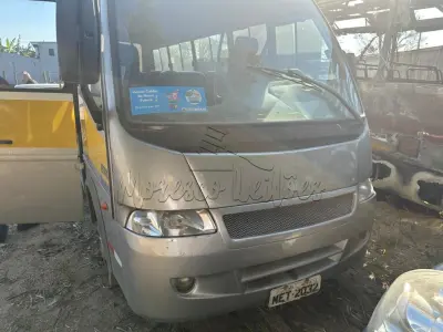 LOTE 019 - Ônibus