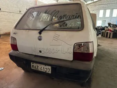 LOTE 003 - Automóvel