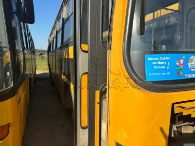 LOTE 020 - Ônibus