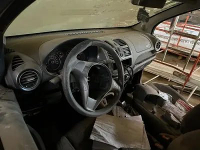 LOTE 001 - Automóvel