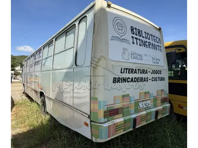 LOTE 011 - Ônibus