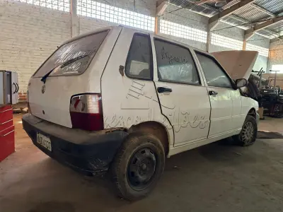 LOTE 003 - Automóvel