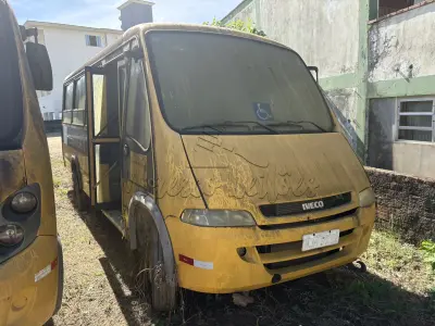 LOTE 017 - Micro Ônibus