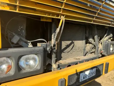 LOTE 020 - Ônibus
