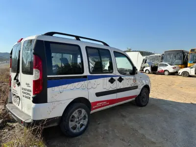 LOTE 011 - Automóvel