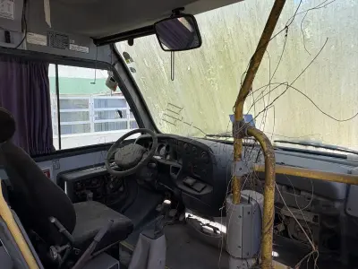LOTE 017 - Micro Ônibus