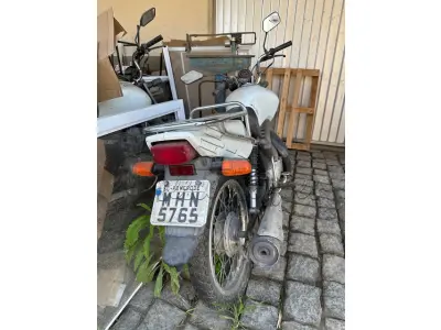 LOTE 003 - Motocicleta