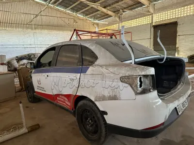 LOTE 001 - Automóvel