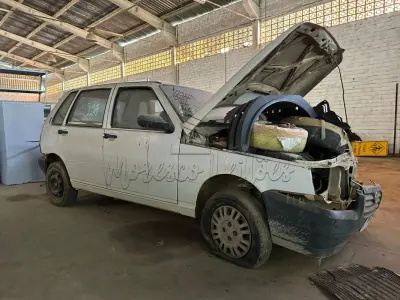 LOTE 003 - Automóvel