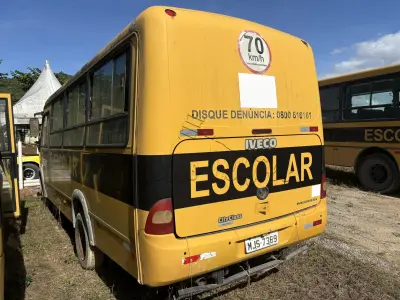 LOTE 009 - Micro Ônibus