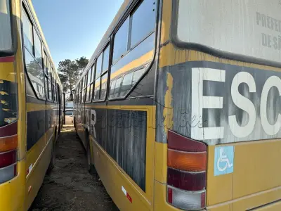LOTE 025 - Ônibus
