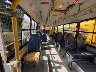 LOTE 023 - Ônibus