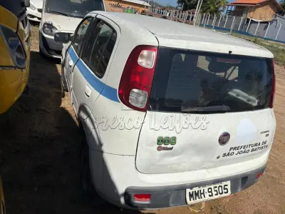 LOTE 009 - Automóvel