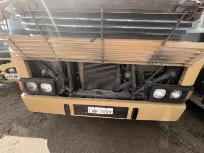 LOTE 020 - Ônibus